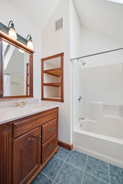 Photo of 4 Juniper Ln