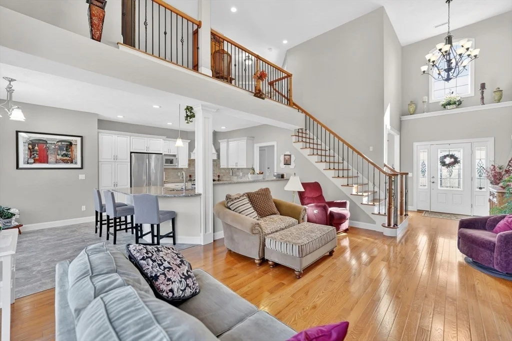 Photo of 2 Sugar Maple Ln