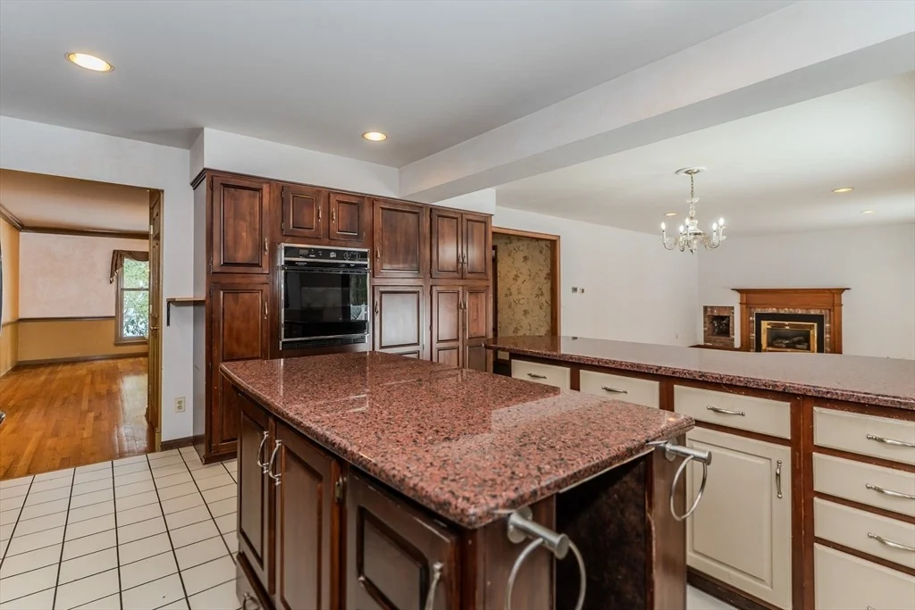 Photo of 63 Larkspur Dr
