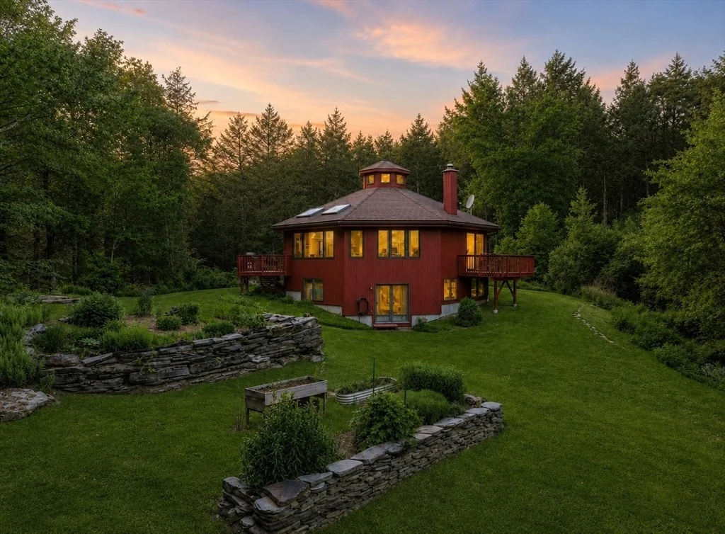 Photo of 90 Patterson Rd