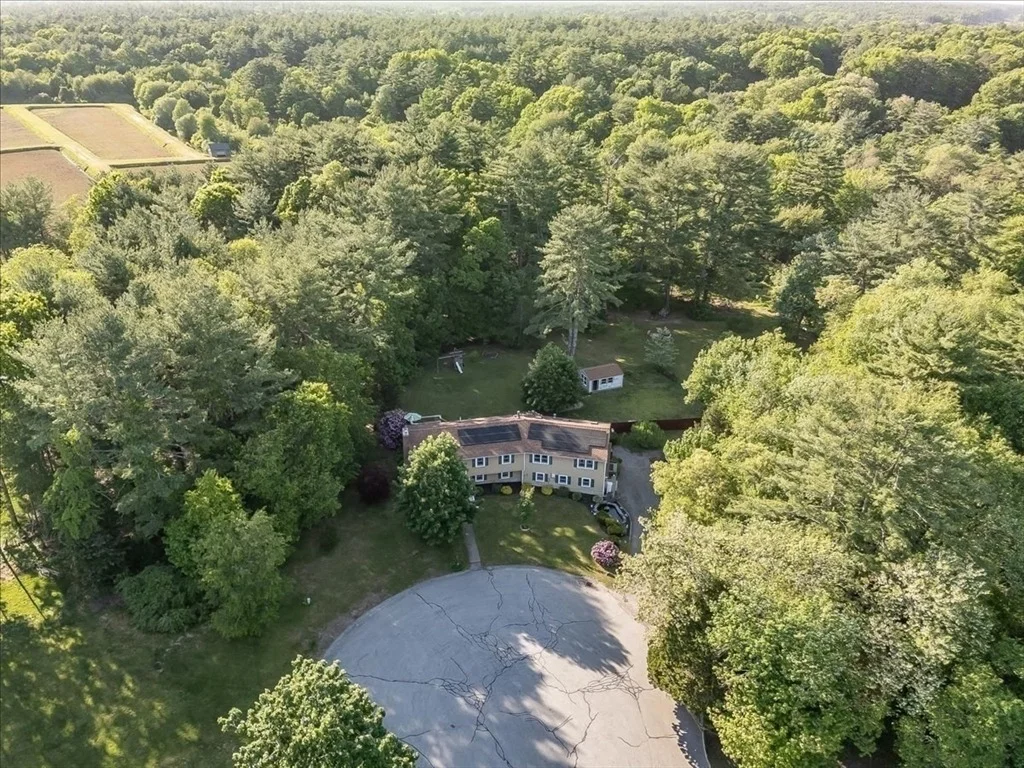 Photo of 26 Brookings Dr