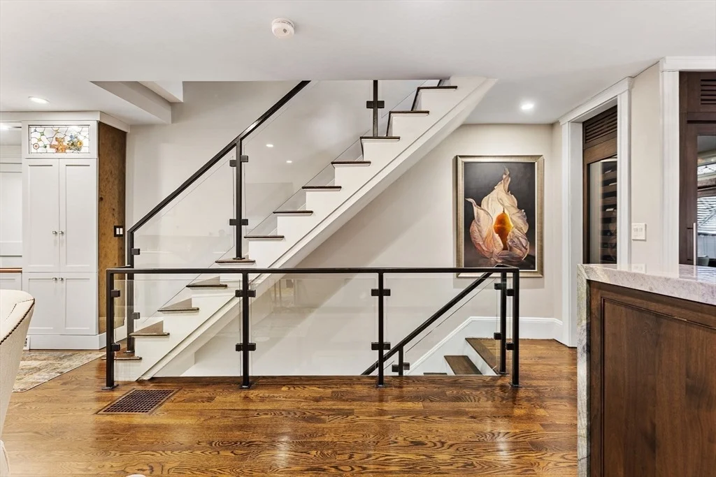 Photo of 109 Appleton St