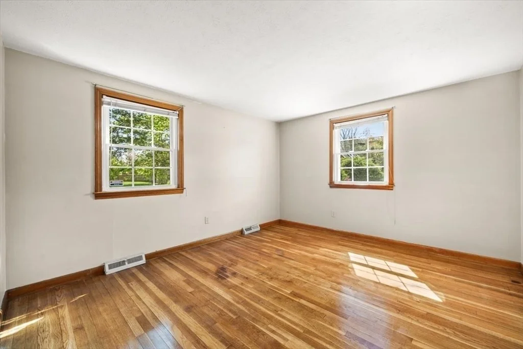 Photo of 7 Glen Echo Blvd