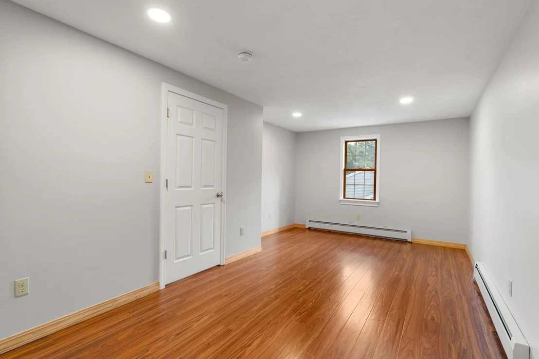 Photo of 134 Commonwealth Ave
