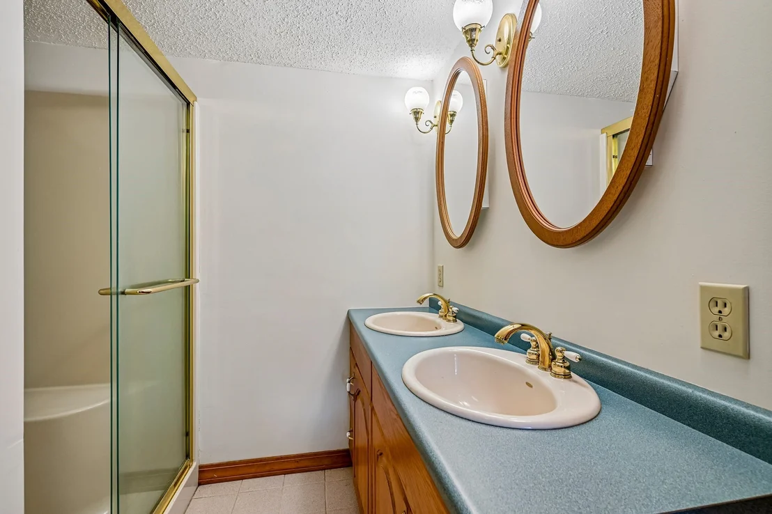 Photo of 35 Davidson Ave