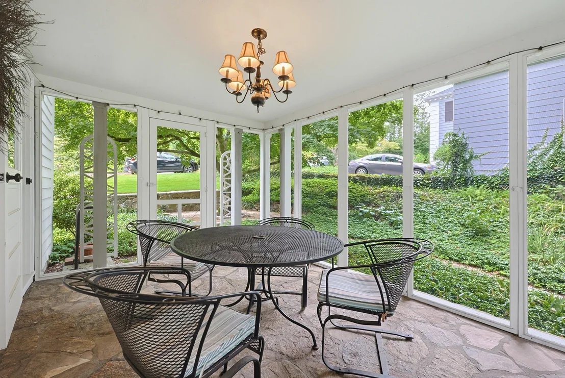 Photo of 28 Drury Ln