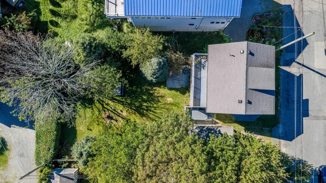 Photo of 7 Bayview Ave