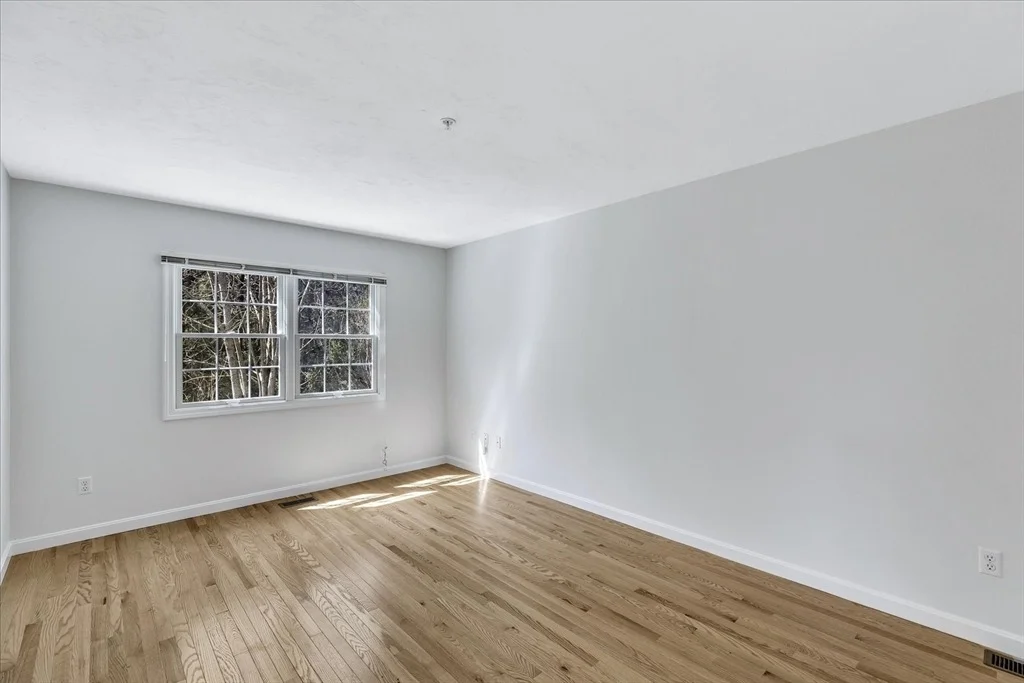 Photo of Unit 9 at 9 Red Cedar