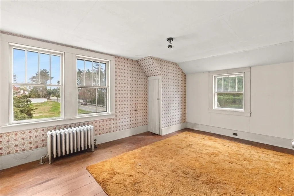 Photo of 57 Onset Ave