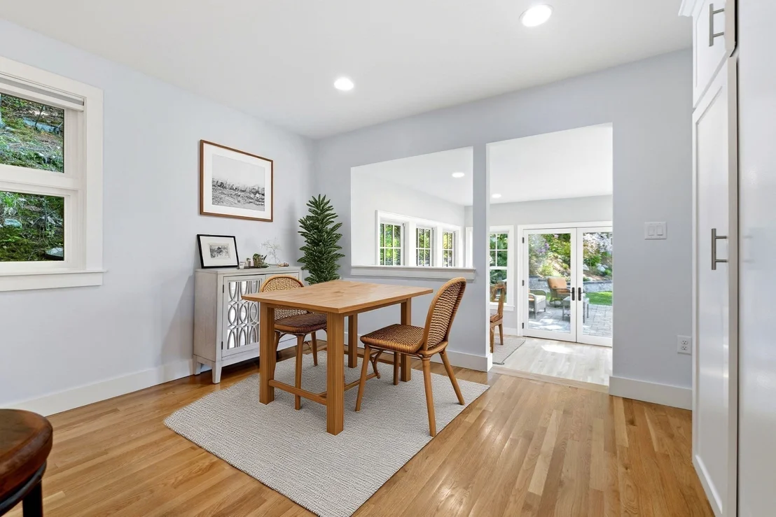 Photo of 35 Keyes Rd