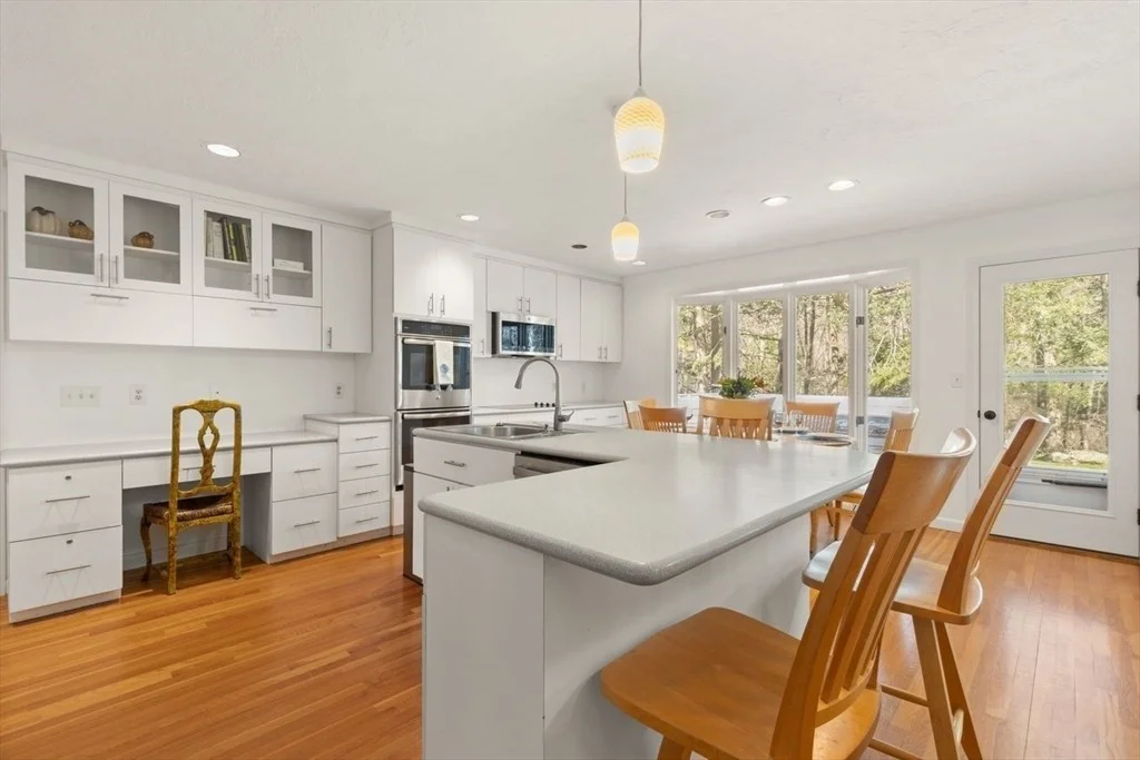 Photo of 17 Niantic Rd