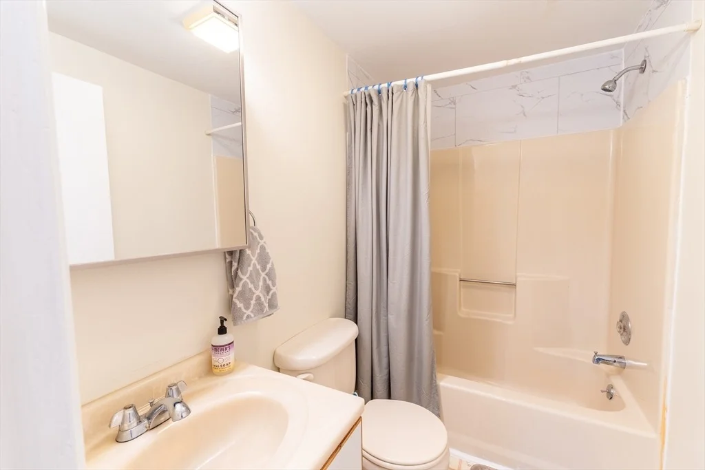Photo of 231 Osborne Rd