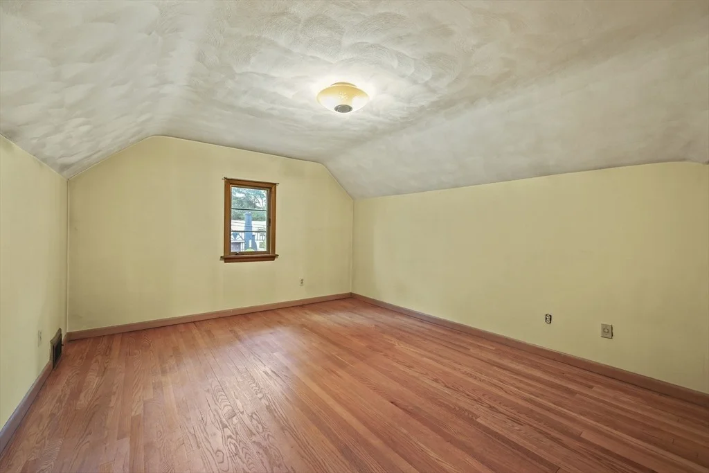 Photo of 124 Tecumseh Drive