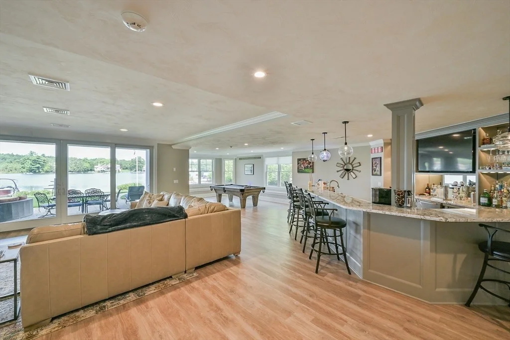 Photo of 15 Bates Grove Rd