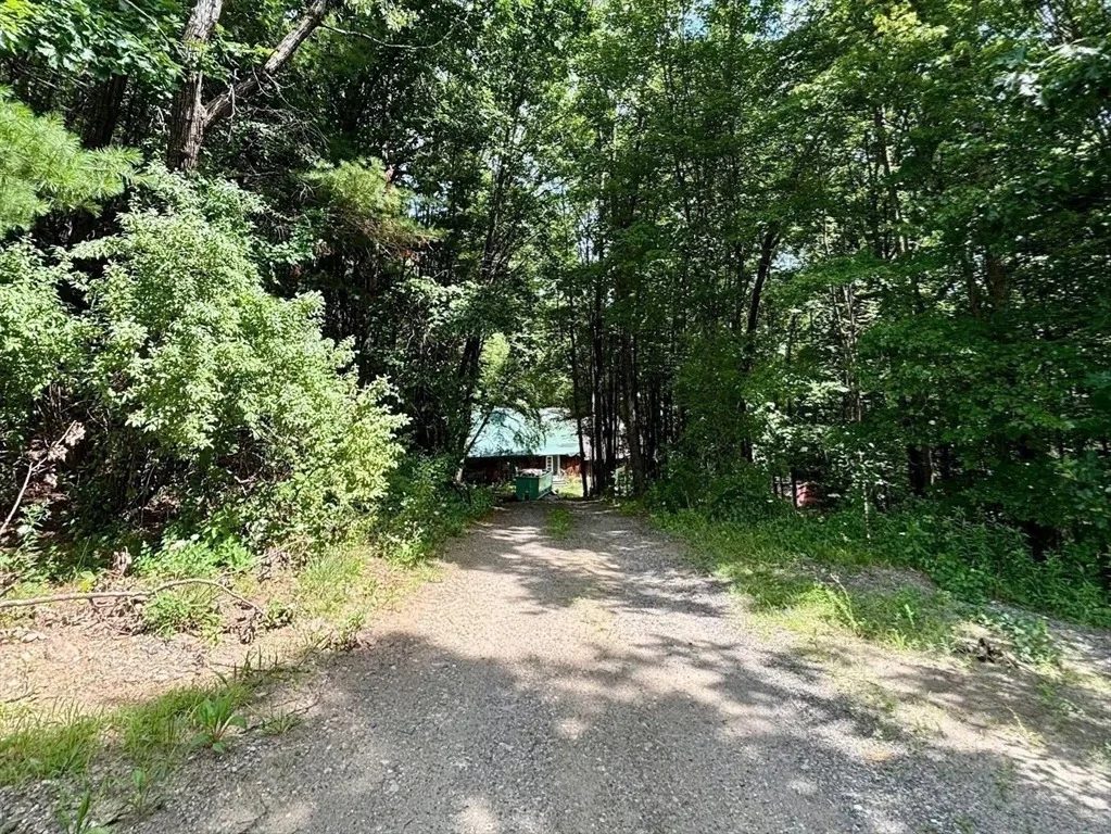 Photo of 1352 Ashfield Rd