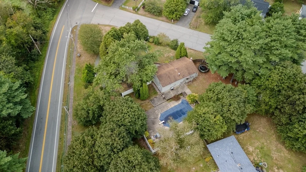 Photo of 1 Howe St
