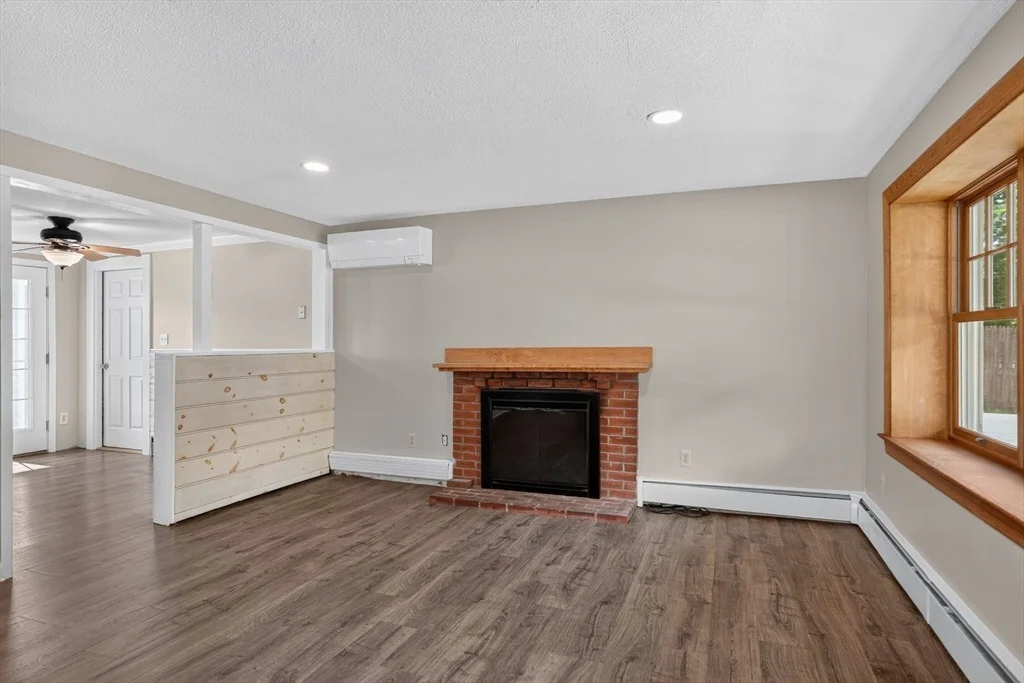 Photo of 24 Reo Rd