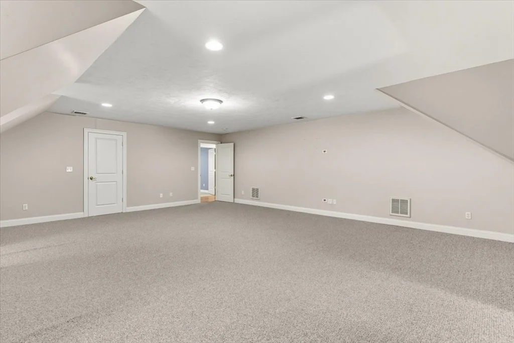 Photo of 118 Bates Way