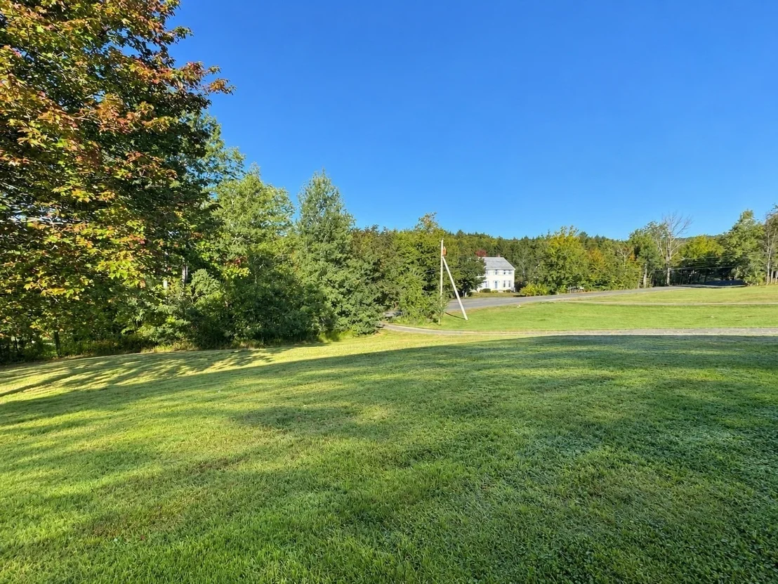 Photo of 228 Number Nine Road