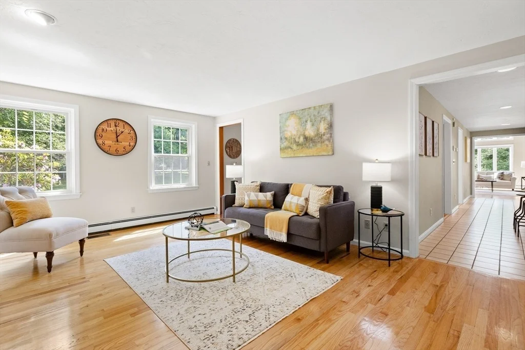 Photo of 8 Caitlin Ln