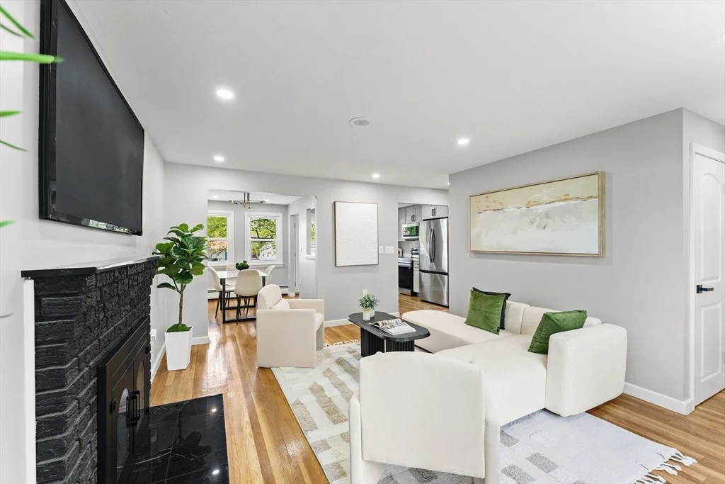 Photo of 38 Isabel Cir