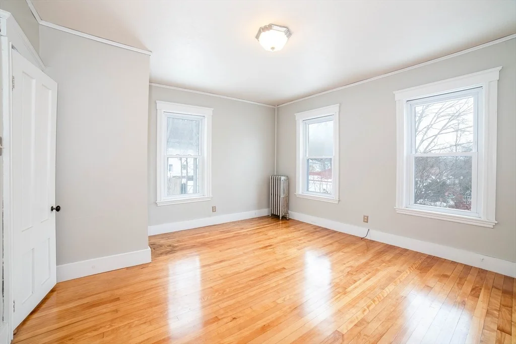 Photo of 18 Hadwen Lane
