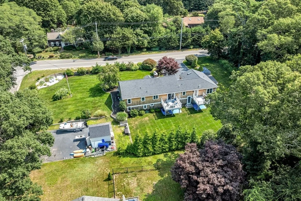 Photo of 770 County Rd