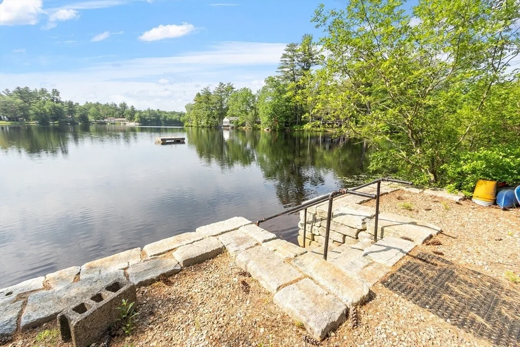 Photo of 79 Kendall Pond South