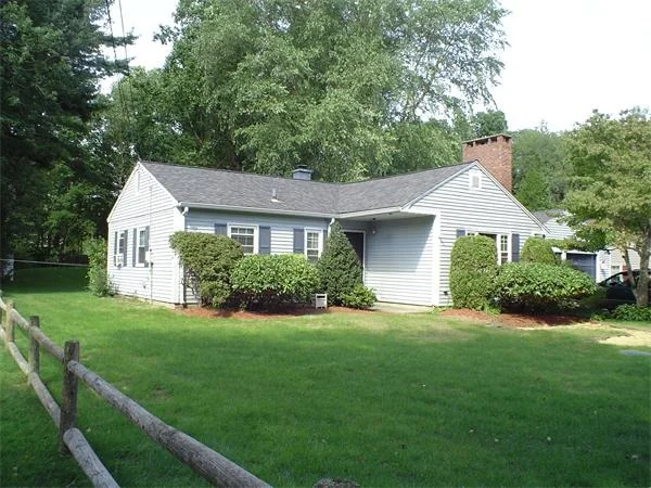 Photo of 60 Davis St