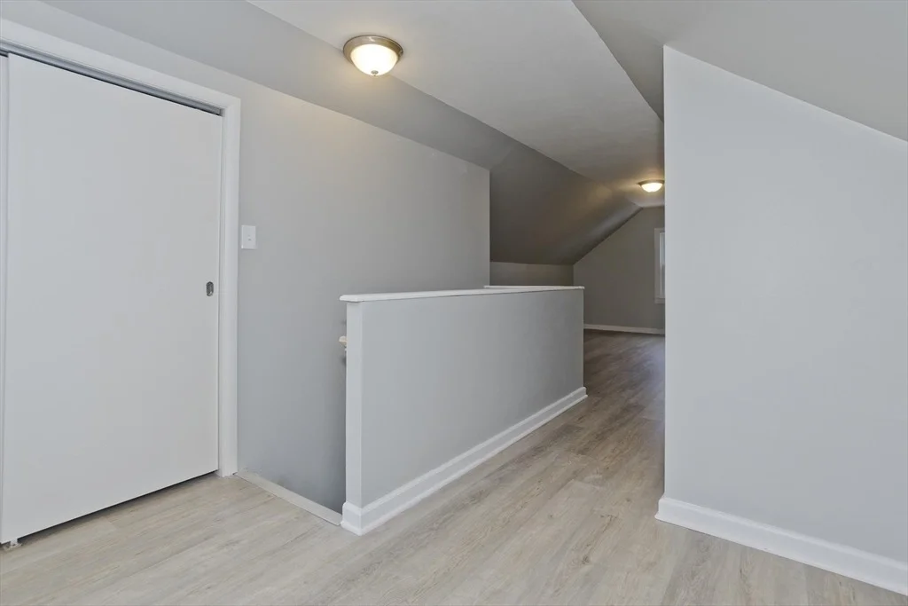Photo of 61 Saint Jacques Ave
