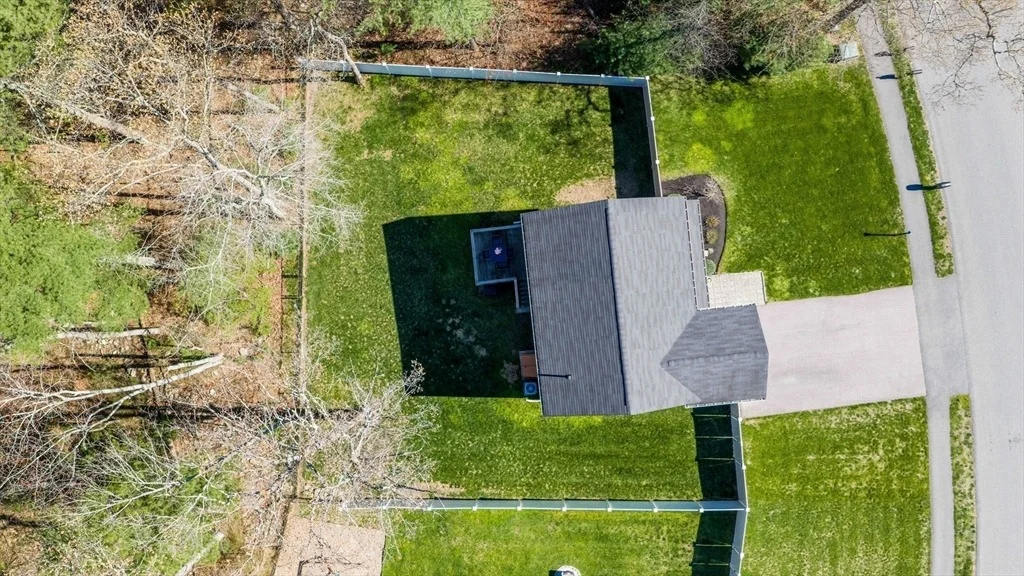 Photo of 987 Dighton Woods Cir
