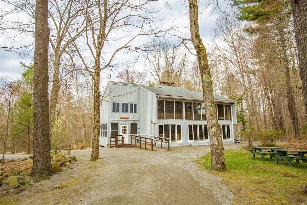Photo of 265 Fox Den Rd