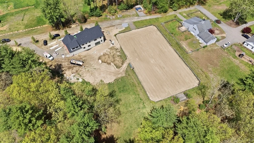 Photo of 28 Deer Run Road