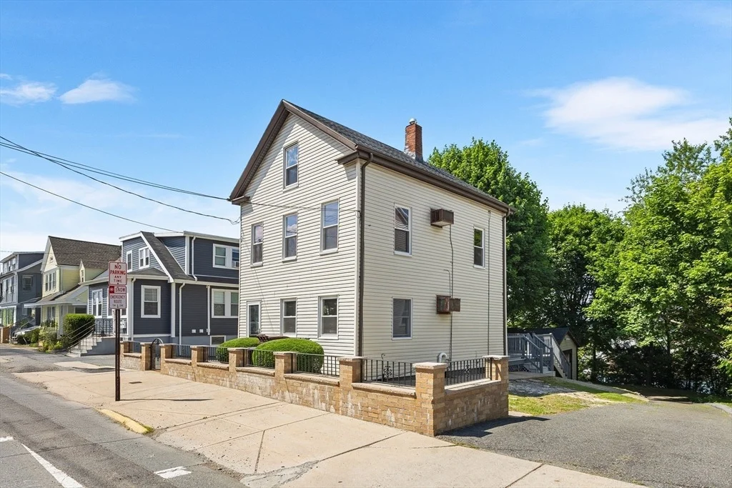 Photo of 88 Garland St