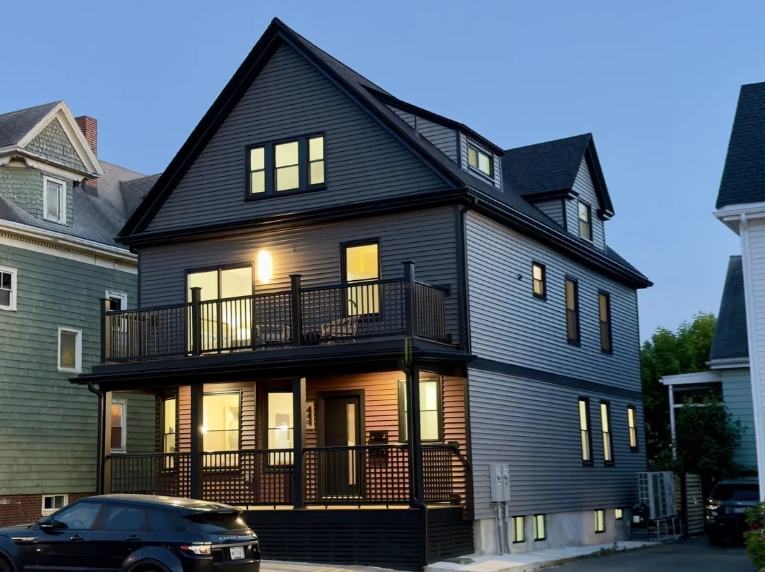 Photo of Unit 1 at 446 Broadway