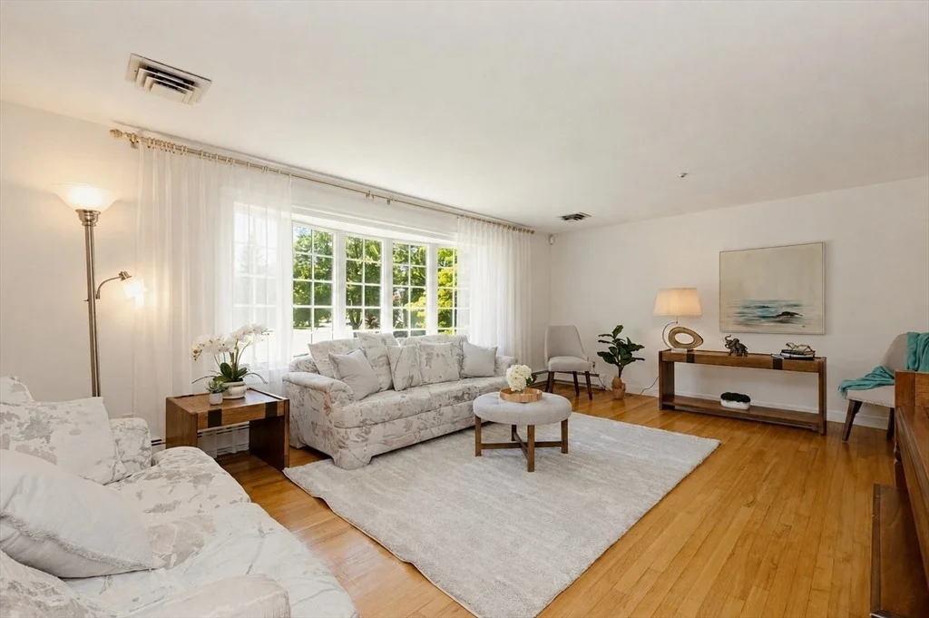 Photo of 87 Hancock Rd