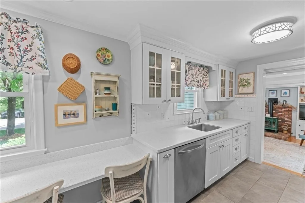 Photo of 579 Walnut St
