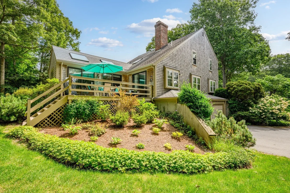 Photo of 8 Crestview Dr Ext