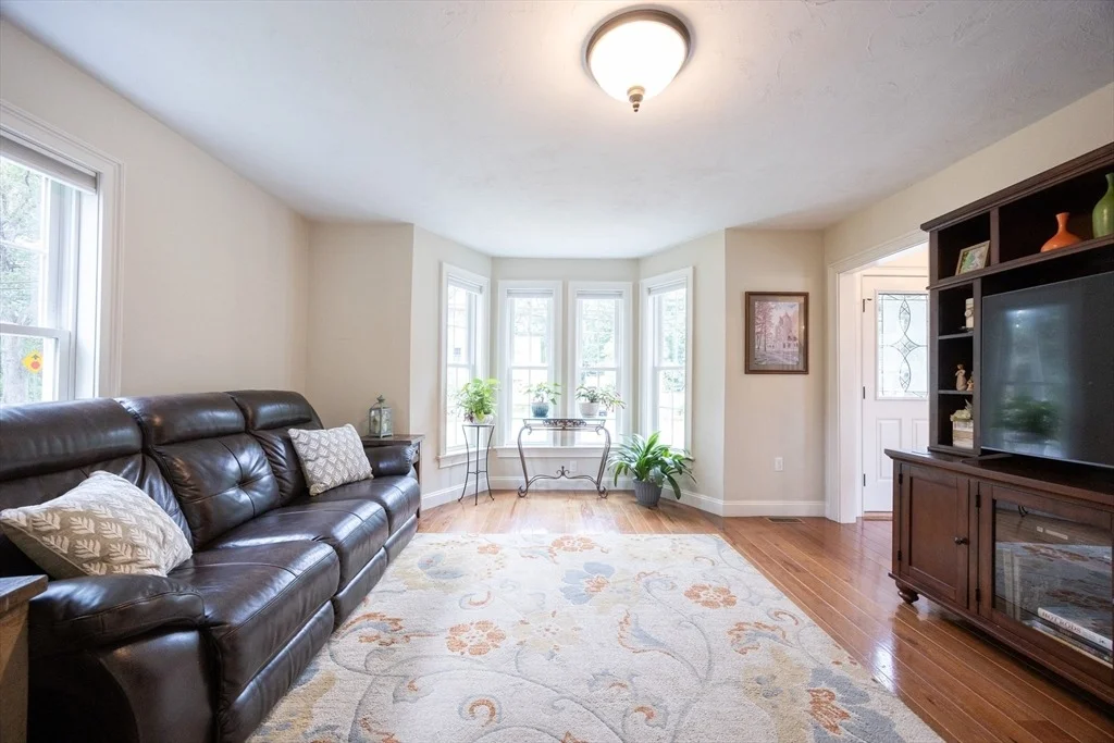 Photo of 18 Plain St