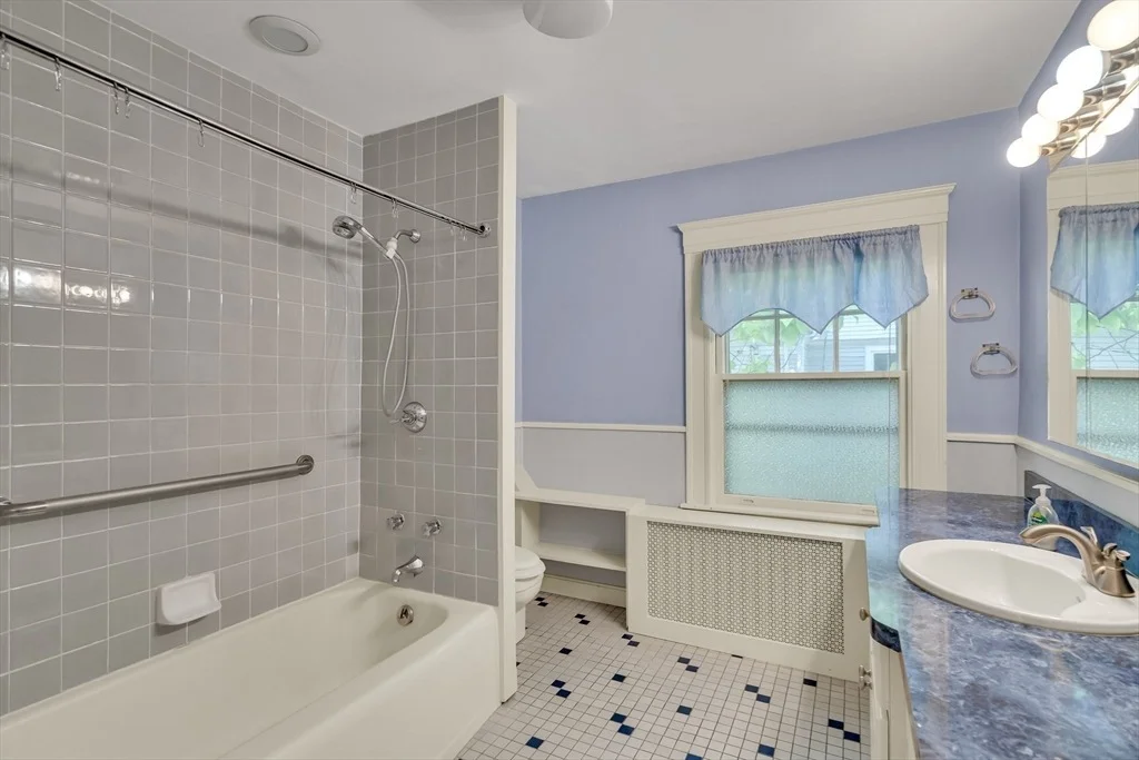 Photo of 31 Maple Street