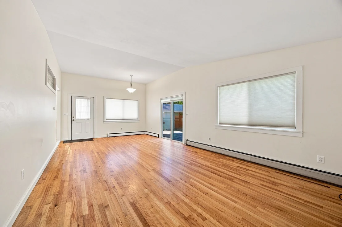 Photo of 40 Lake St.