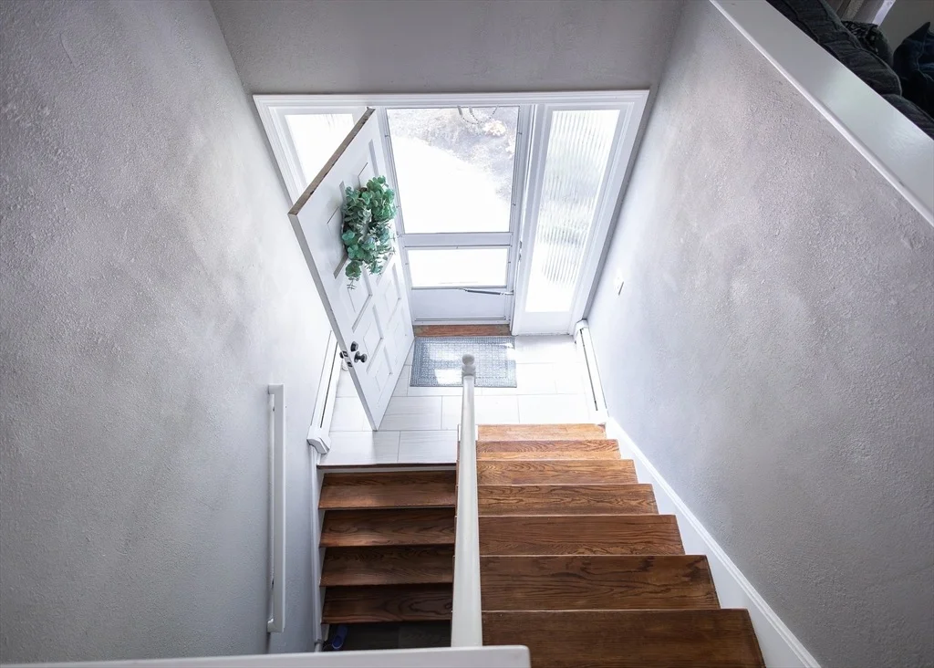 Photo of 32 Alvirne Dr