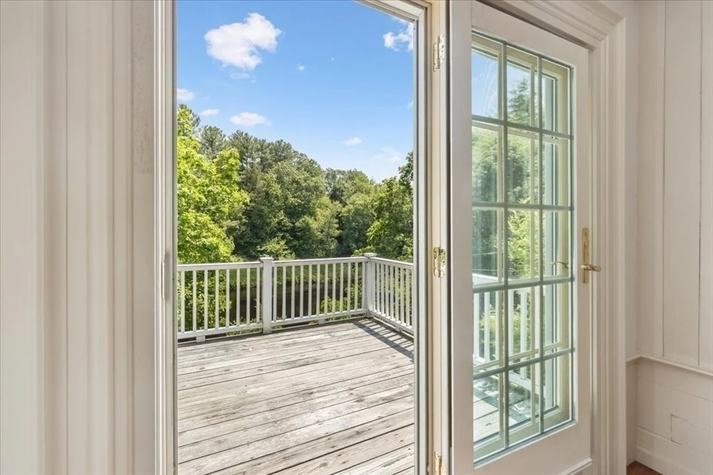 Photo of 16 River Rd