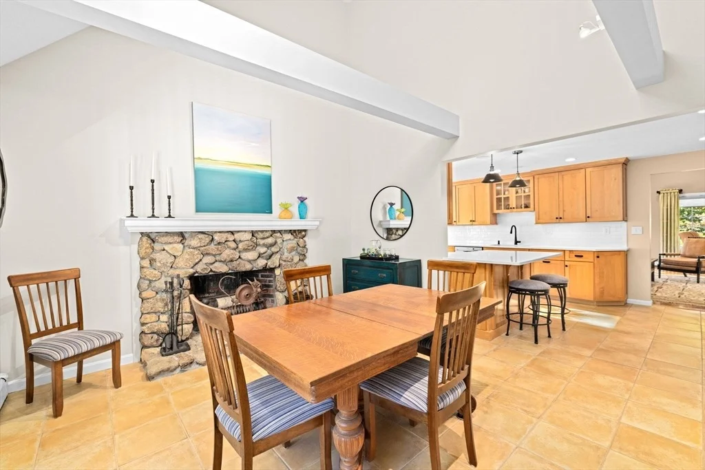 Photo of 16 Three Ring Rd