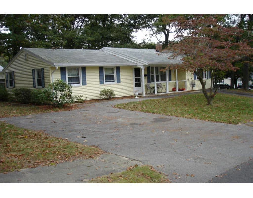 Photo of 32 Surrey Lane