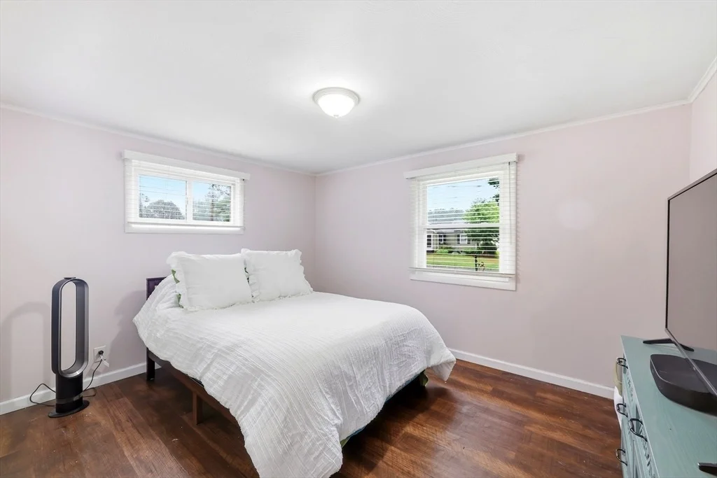 Photo of 75 Greystone Ave