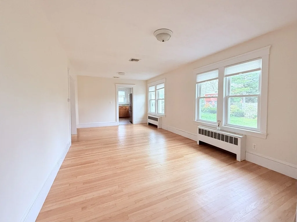 Photo of 47 Kendall Ave