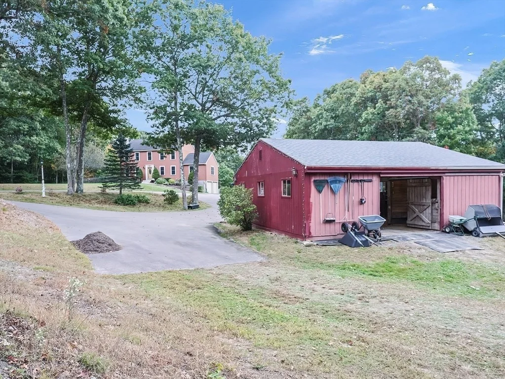 Photo of 65 Benjamin Day Dr.