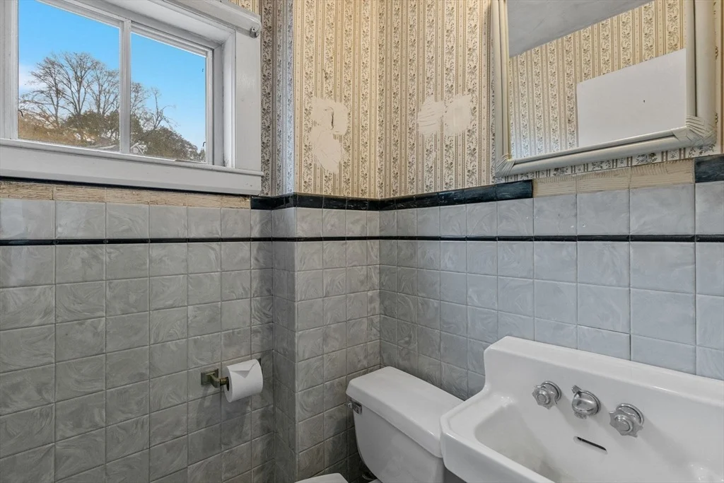 Photo of 123 Tower Hill Rd