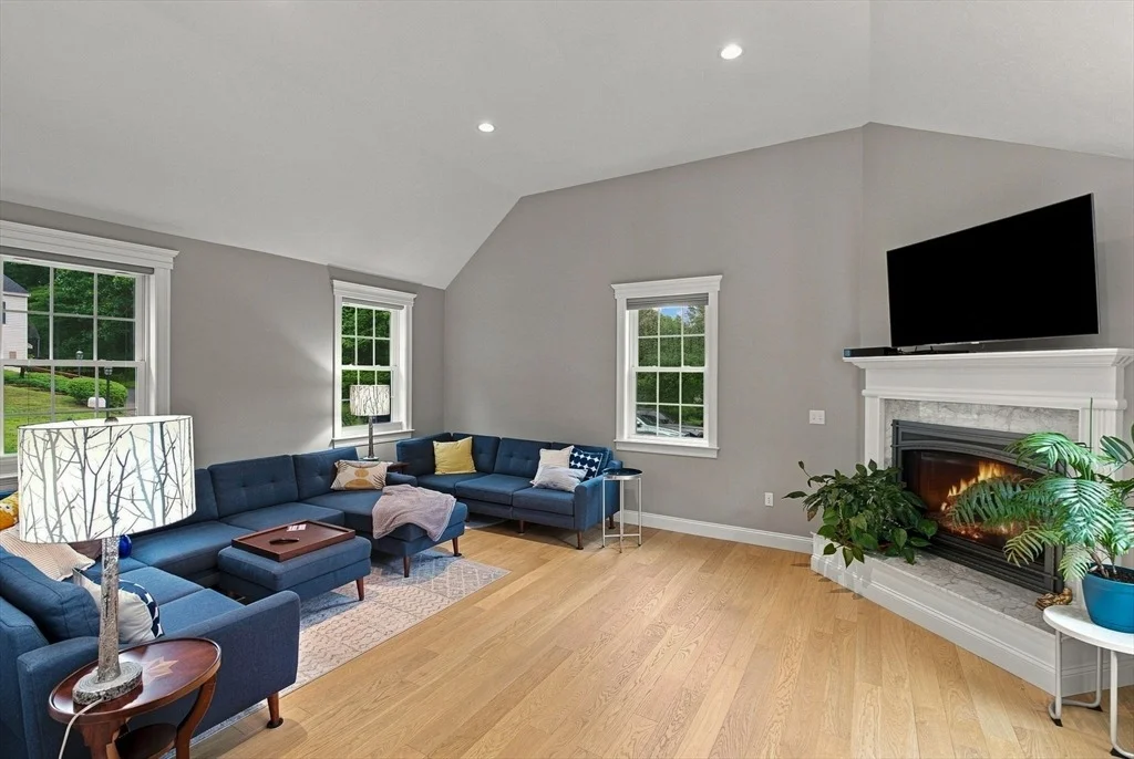 Photo of 19 Riverside Drive